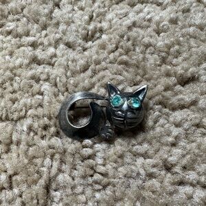 STERLING SILVER cat pin